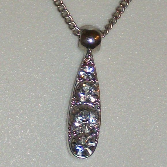Triple Chain w/ Triple 4 Crystal Pendants Necklace - Picture 2 of 10